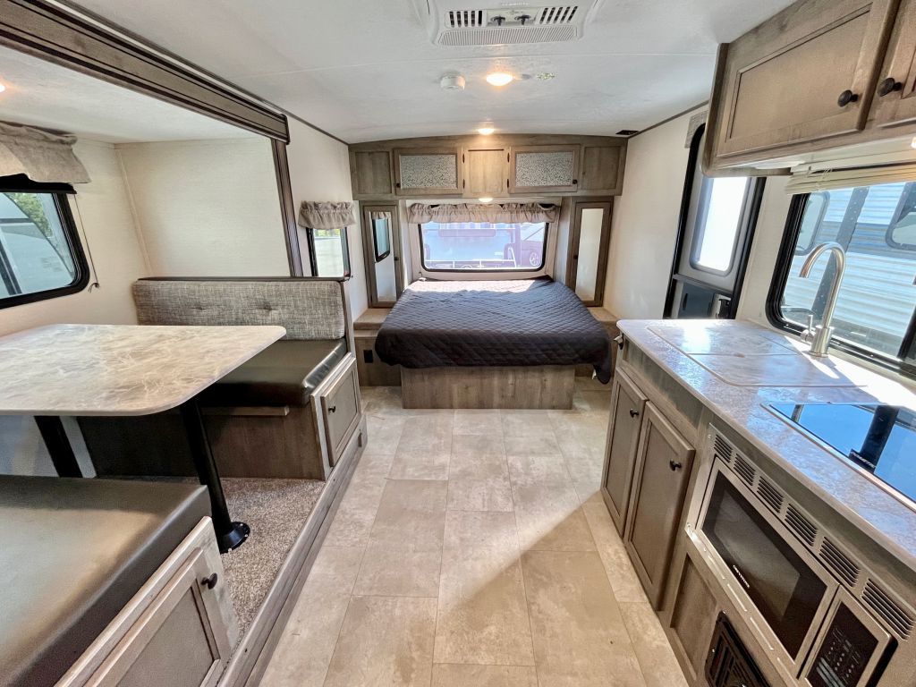 2021 Coachmen RV apex 191rbs