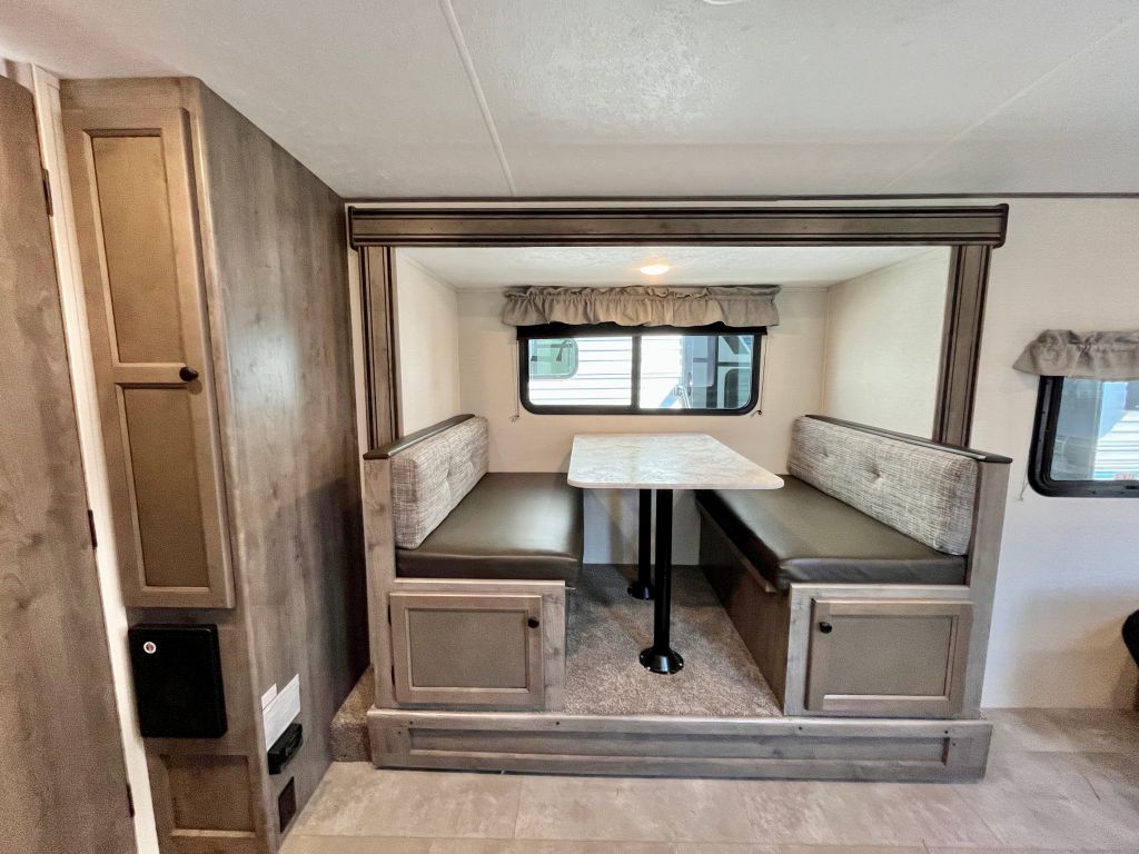 2021 Coachmen RV apex 191rbs