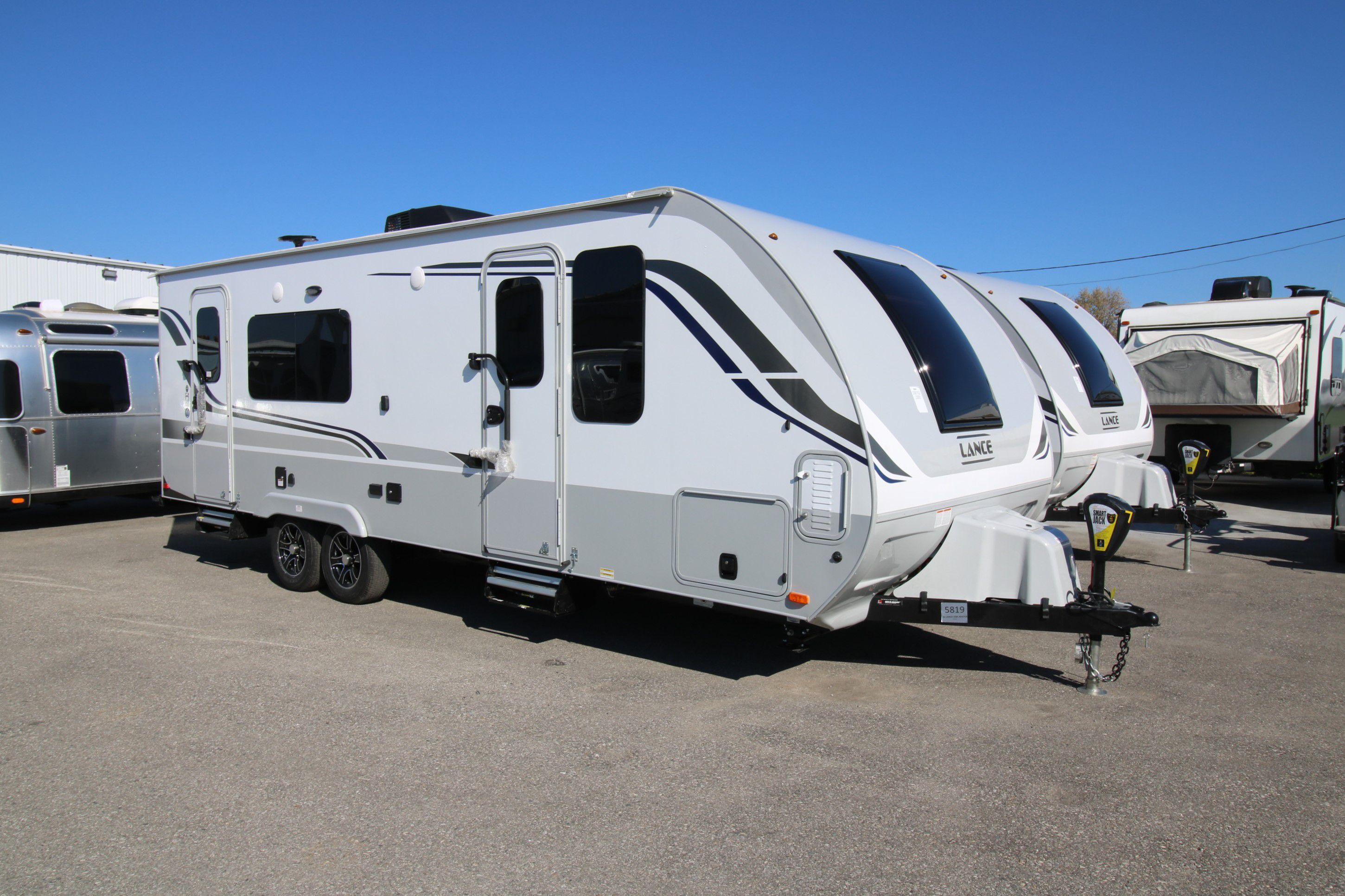 new lance travel trailers