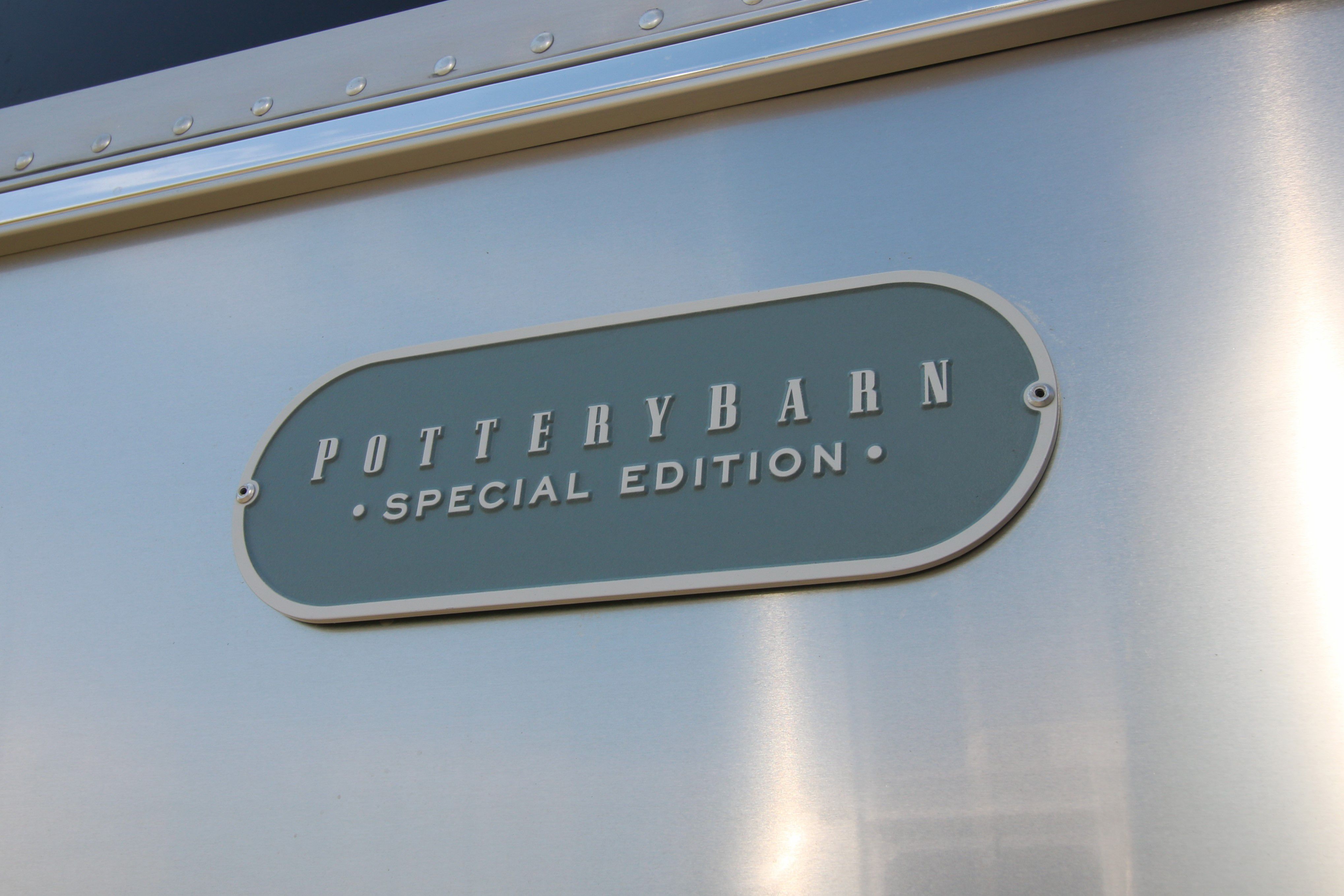 2024 AIRSTREAM AIRSTREAM POTTERY BARN 28RBQ Airstreams Campers