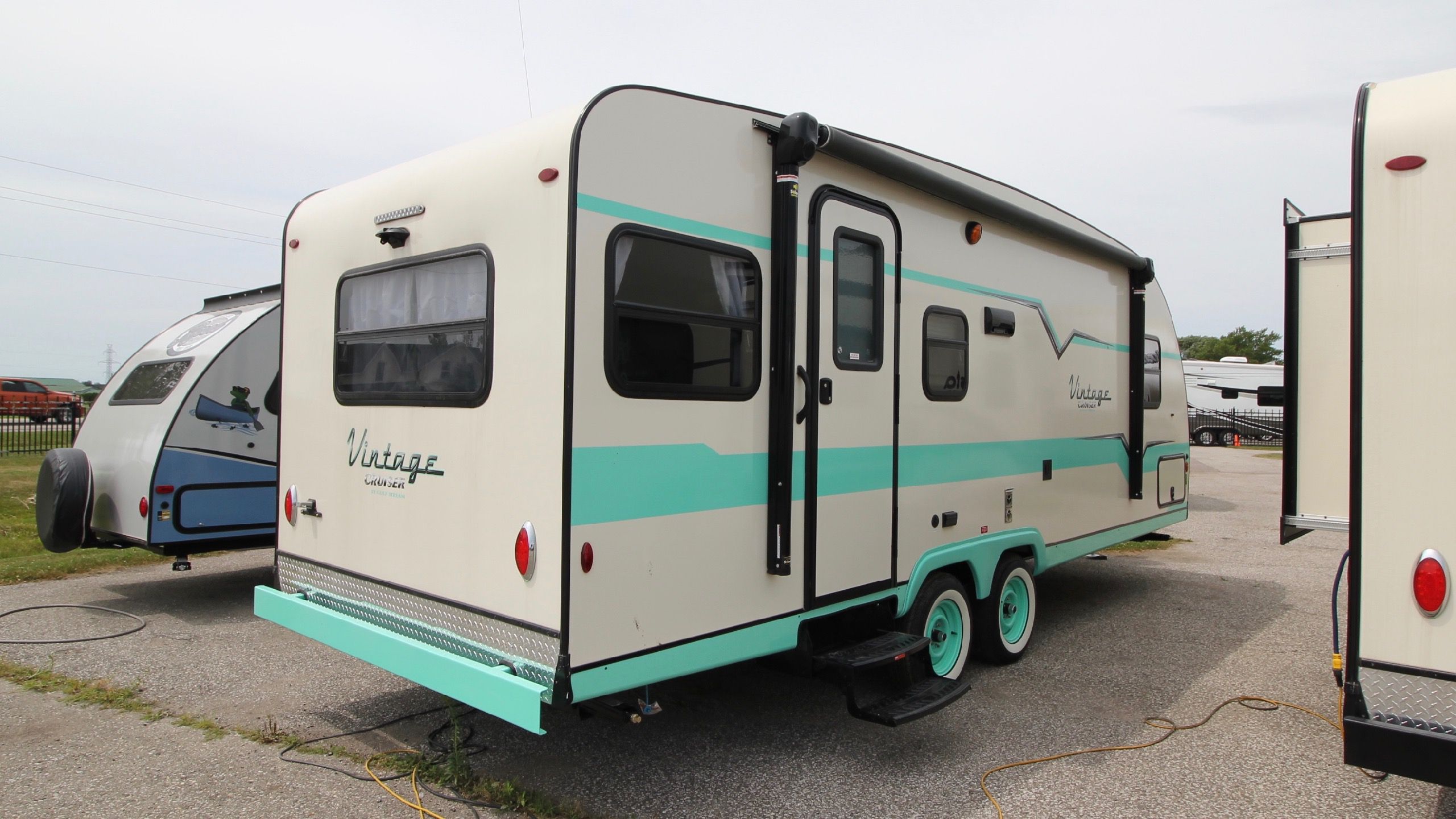 New And Used RV Travel Trailers For Sale RVHotline Canada RV Trader