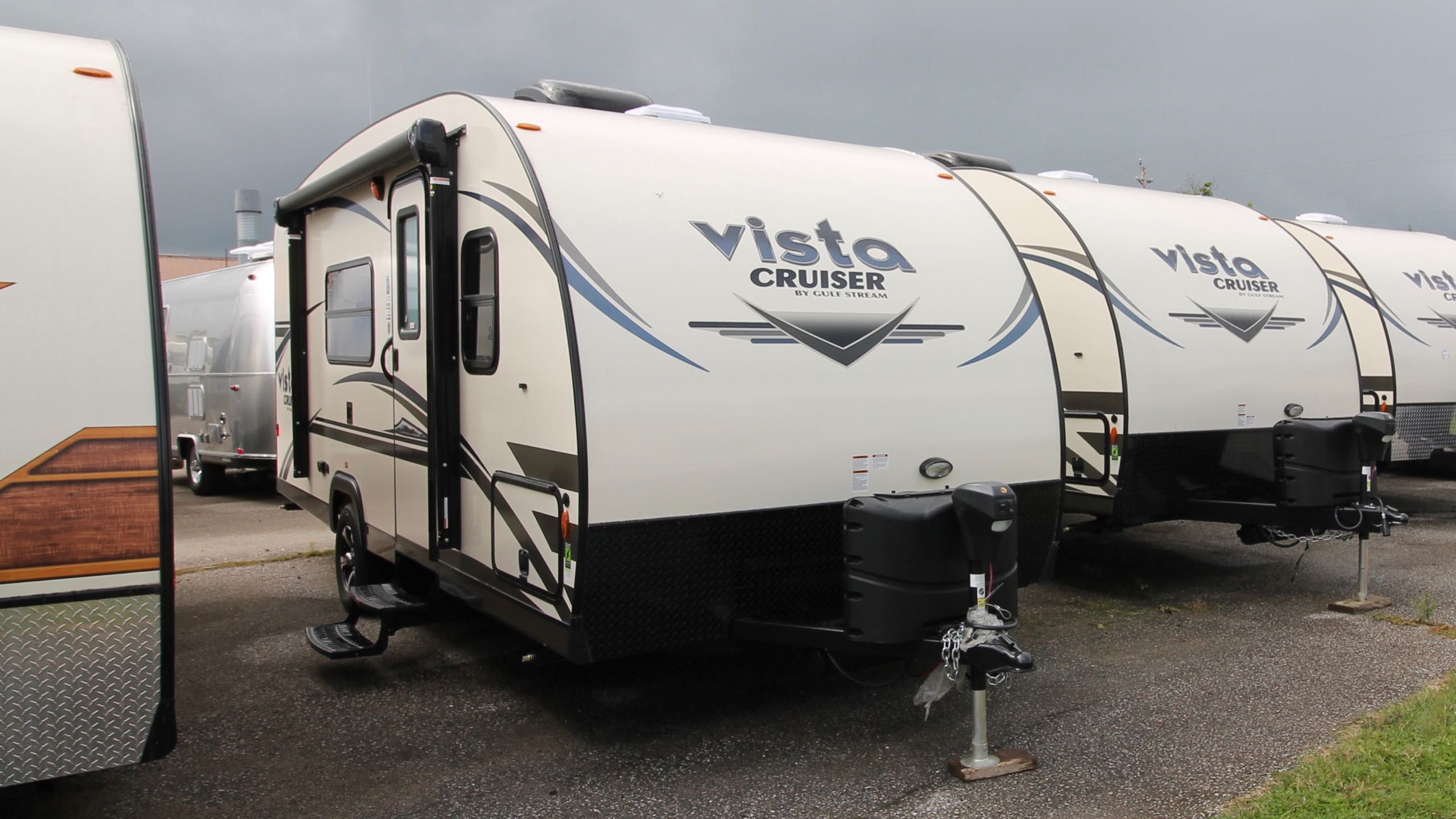 New And Used RV Travel Trailers For Sale RVHotline Canada RV Trader