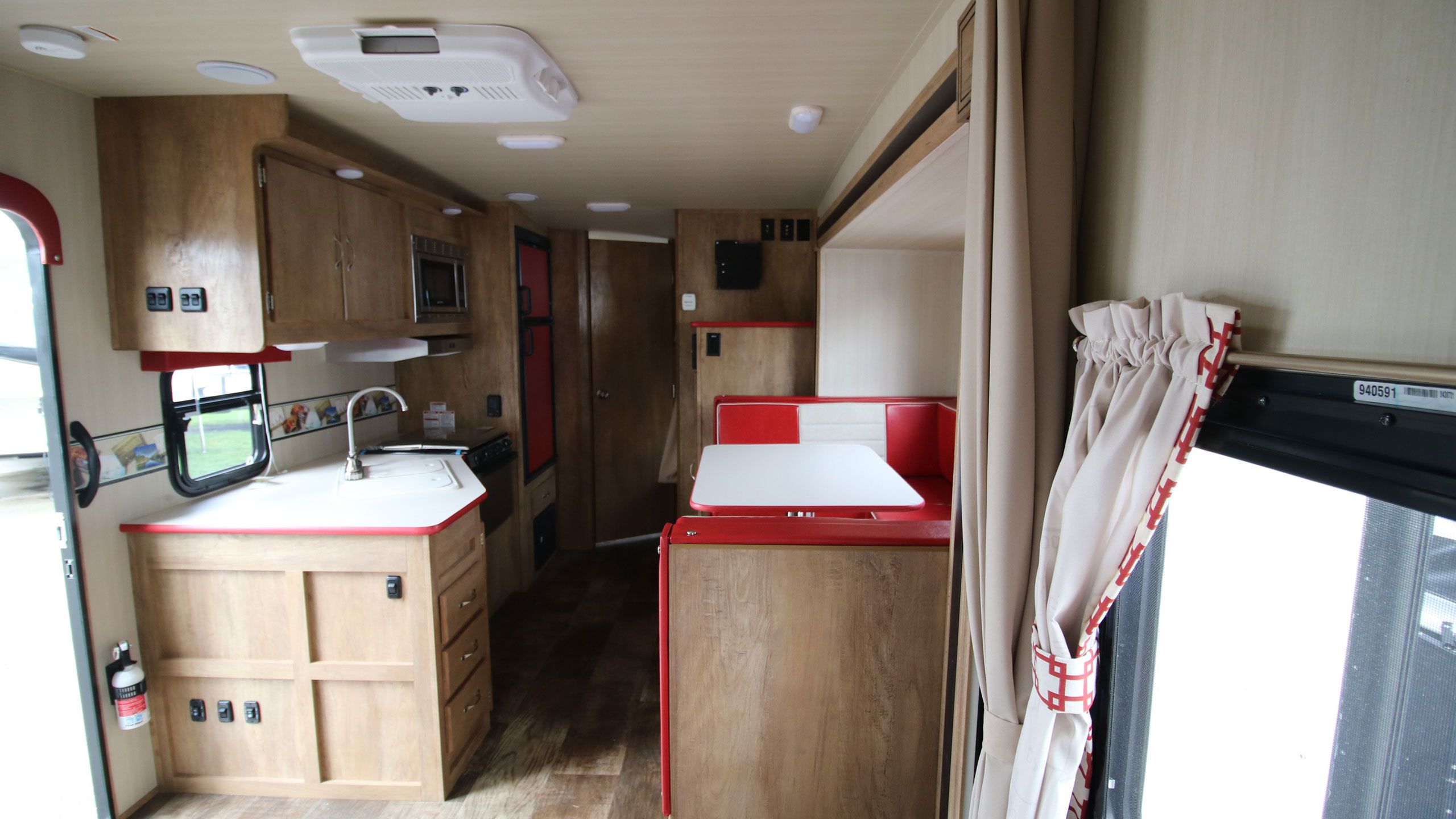 NEW 2018 GULFSTREAM VINTAGE CRUISER 23QBS TRAVEL TRAILER ...