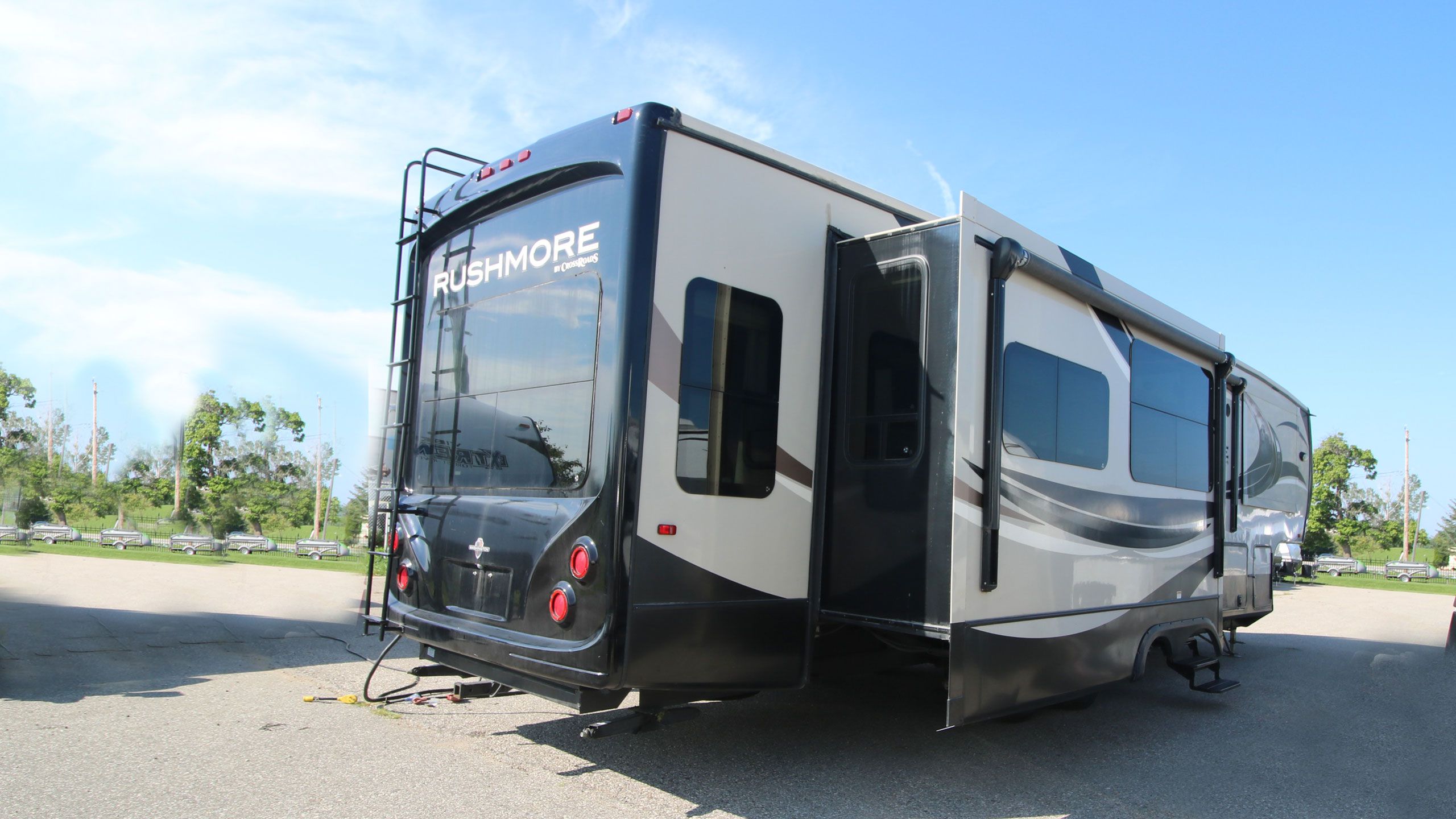 USED 2013 CROSSROADS RUSHMORE 5TH WHEEL FIFTH WHEEL ...