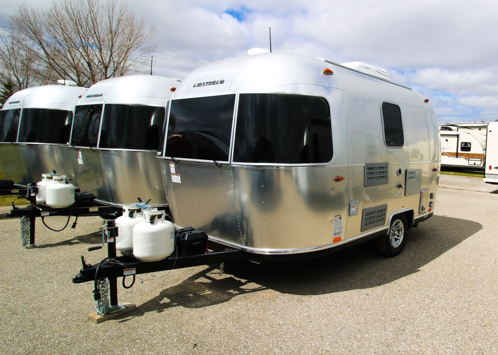 lightweight travel trailers for sale ontario