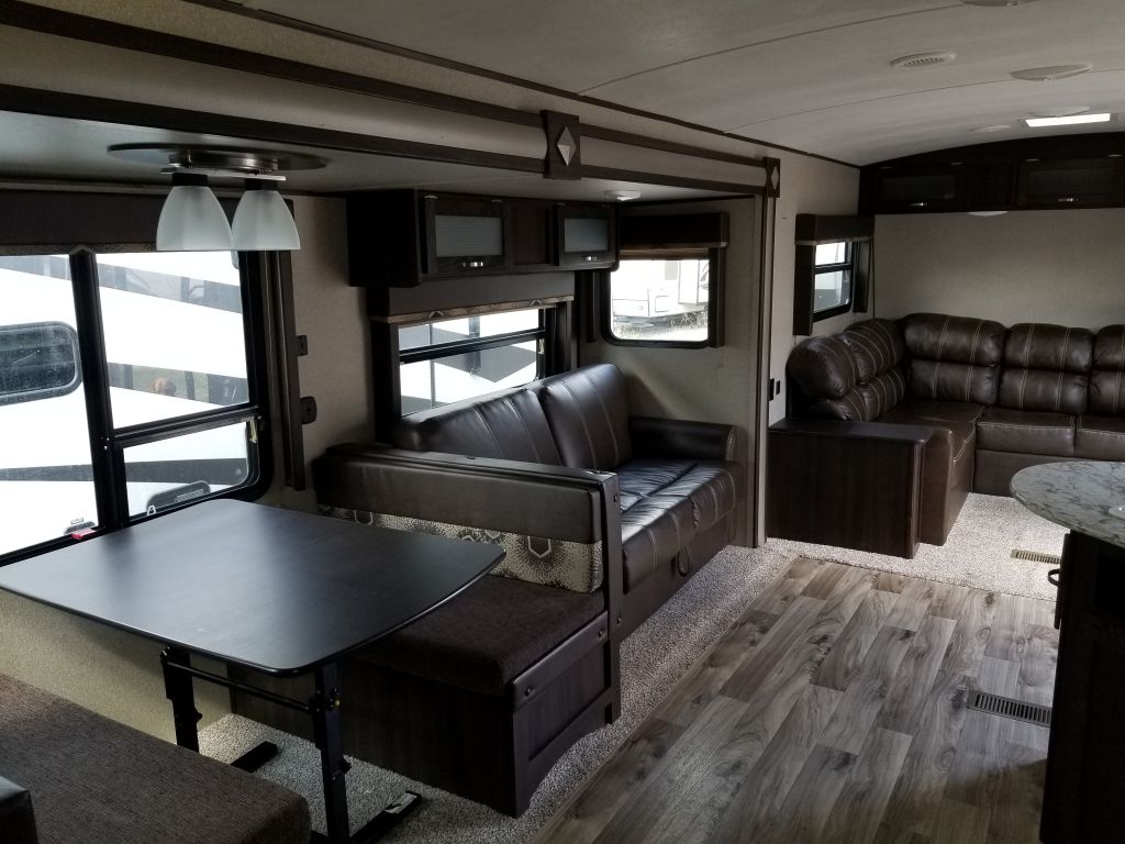 2018 Keystone RV 38f