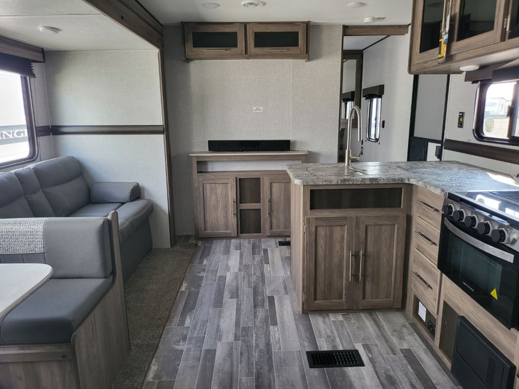 Rv With 2 Bedrooms For Sale