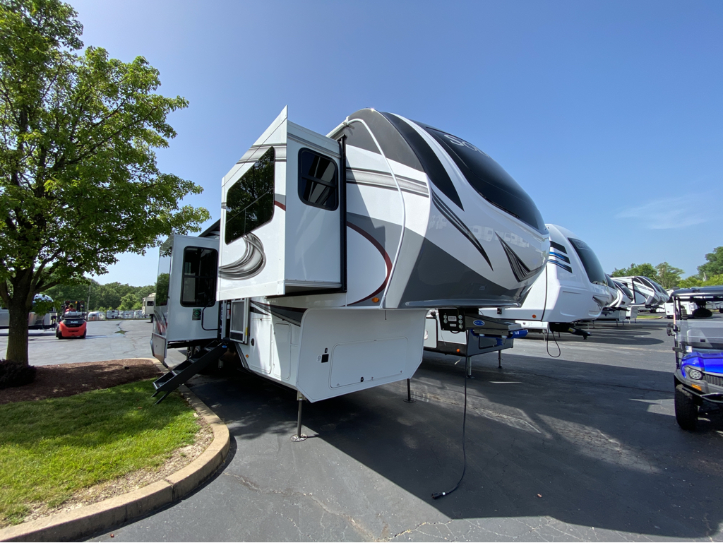 grand-design-rv-dealers-in-missouri-groody-scarboro99