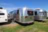 Image 3 of 23 - 2002 AIRSTREAM CLASSIC 30RBQ - CAN-AM RV