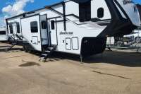 2026 GRAND DESIGN MOMENTUM M-CLASS 392M - Leduc RV Details page