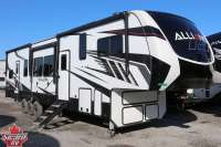 2022 VALOR VALOR 41V15 - West Lincoln RV Details page