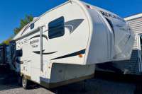2012 ROCKWOOD SIGNATURE ULTRALITE 8244S - Smithville RV Details page