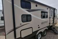 2016 CROSSROADS SUNSET ULTRA-LITE 221BH - London RV Details page